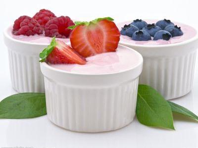 传统酸奶和益生菌酸奶哪种好？什么人适合喝酸奶