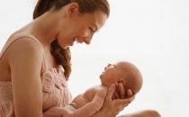 坐月子时怎么吃？哺乳期饮食讲究