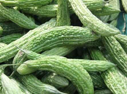 如何挑选苦瓜?吃苦瓜的注意事项