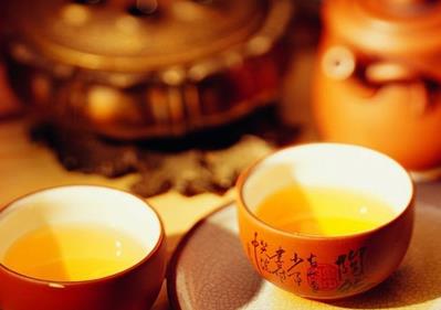 什么时候不能喝茶?什么人不能喝茶水