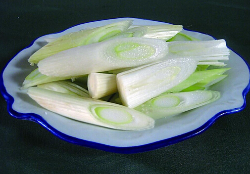 什么情况下不能吃大葱?吃葱的误区