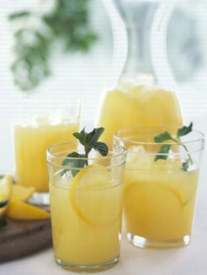 口臭大怎么办?桂花柠檬水让你口气如兰