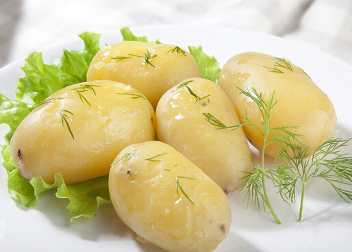 土豆怎么吃最营养？蒸着吃最理想