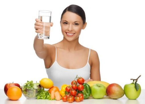 多喝水有助身体排出塑化剂-塑化剂会进入人体吗？