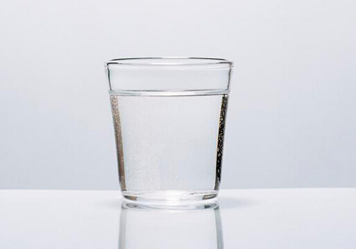 喜欢喝饮料?喝白开水才是王道!