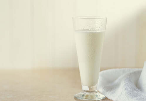 牛奶要煮了再喝吗?牛奶的食疗价值