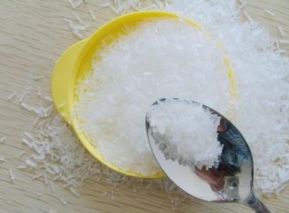 味精可以放心食用吗?但味精食用不当易中毒