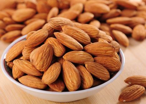 吃杏仁好吗?杏仁的营养价值、功效与作用
