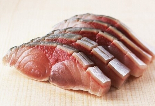 鱼肉中的DHA和EPA可以降低患乳癌的风险