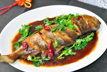 吃黄花鱼有什么好处?大黄花鱼的功效与作用