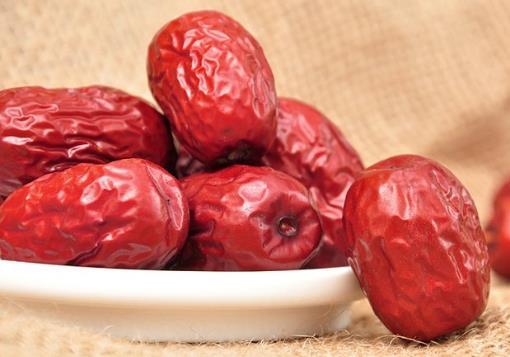 如何挑选优质的红枣?怎样挑选红枣