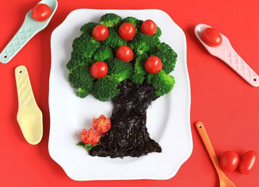 夏天没食欲?木耳拌洋葱能开胃