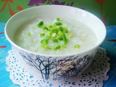 寒性感冒宝宝食谱：葱白粳米粥
