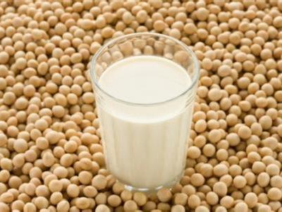 喝假沸豆浆会食物中毒吗?超市买豆浆加热后再饮用