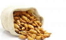 吃什么零食减肥？纯麦片吃不胖