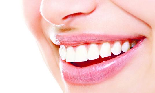 牙垢的主要危害及清理方法
