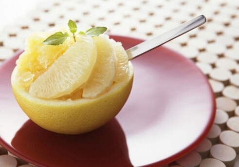 柚子皮的烹制法-柚子皮怎么吃才健康？