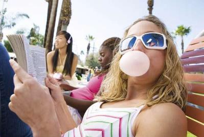 经常嚼口香糖能提高记忆力吗?如何快速提高记忆力