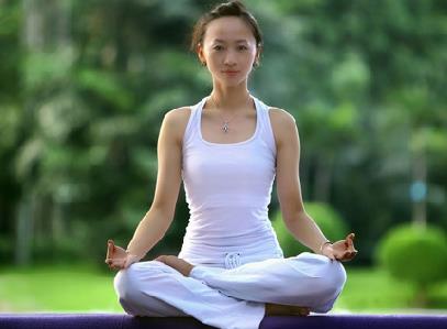 双盘打坐有什么好处?双盘打坐有哪些禁忌