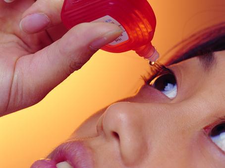 眼药水怎么滴才正确健康安全？如何正确使用眼药水？眼药水的正确滴法