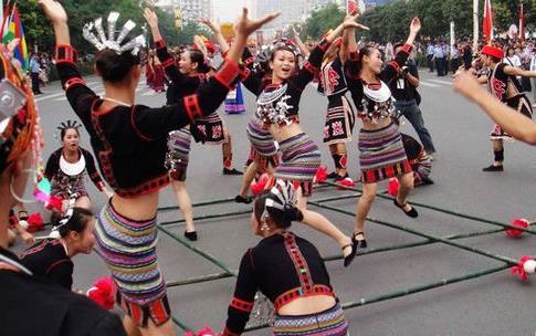 少数民族风俗习惯：关于中国少数民族的风俗和习惯