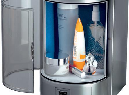 护肤品放冰箱里好吗?护肤品乱冰镇给肌肤保养帮倒忙