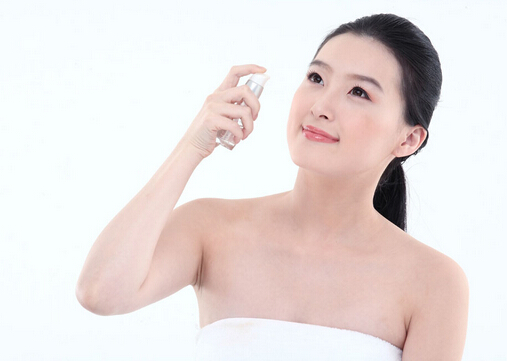 油性皮肤用什么爽肤水?干性皮肤用什么爽肤水?