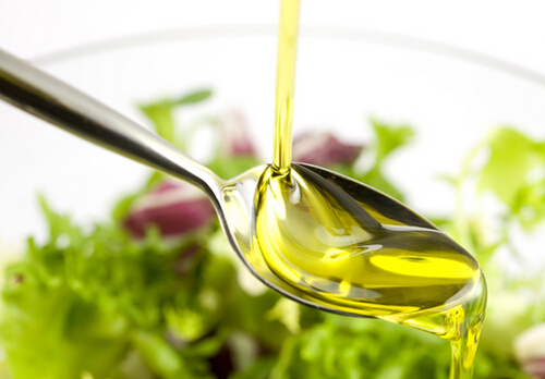 橄榄油祛黑头-橄榄油的美容功效