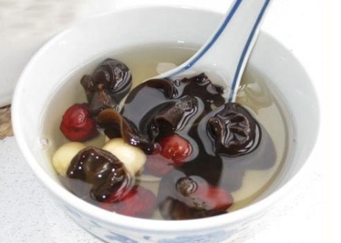 脸上的雀斑怎么去掉?吃什么能去除雀斑