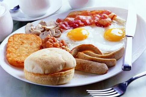 “不吃饱饭怎么减肥”其实是有道理的