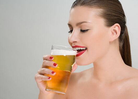 消除啤酒肚的方法-快速解酒的八种方法