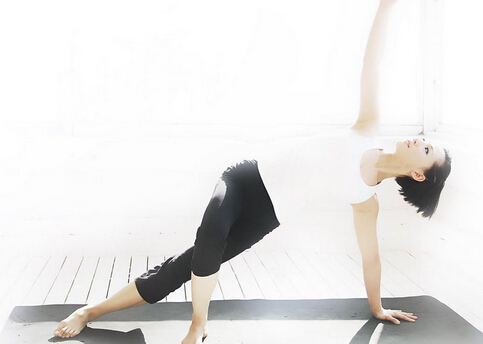 练瑜伽能减肥吗?五个减肥瑜伽初级入门动作