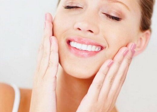 瘦脸精油有用吗?使用瘦脸精油注意事项