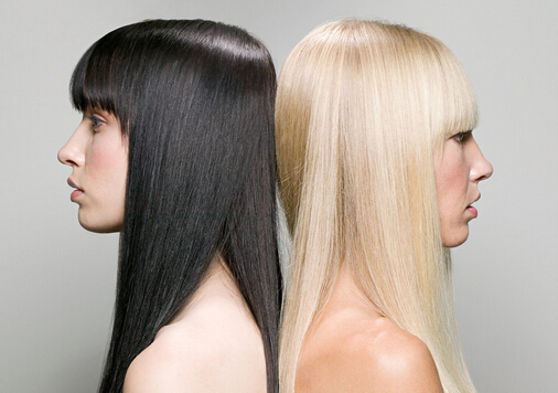 头发油的原因-如何治疗头发出油？