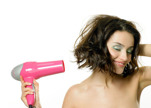 正确的洗头方法-女性洗头的注意事项