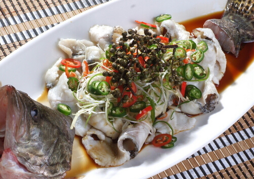 孕妇吃鲈鱼有什么好处?孕妇吃鲈鱼的注意事项