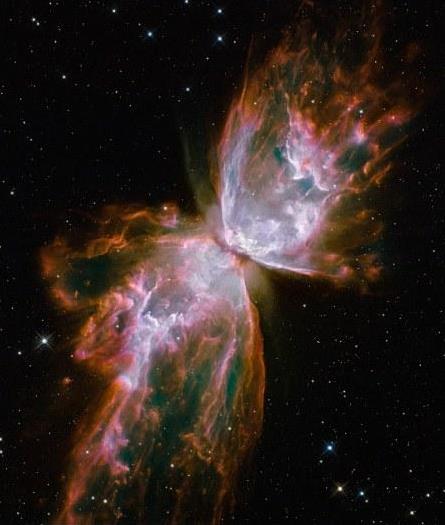 科学家拍摄恒星死亡奇观 色彩绚烂酷似蝴蝶