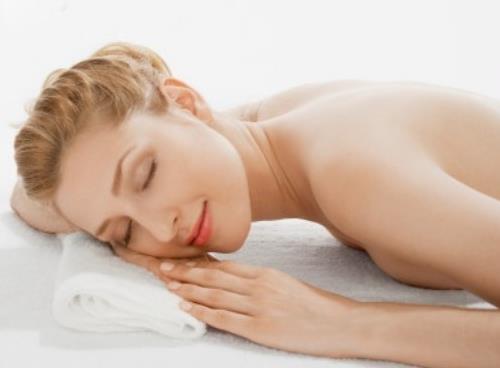 裸睡的好处及注意事项：裸睡有讲究过敏体质慎重