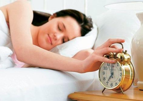 人一天睡觉多久才好？最佳的睡眠时间