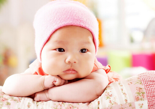 宝宝睡觉出汗多有什么危害？如何预防宝宝睡觉出汗多
