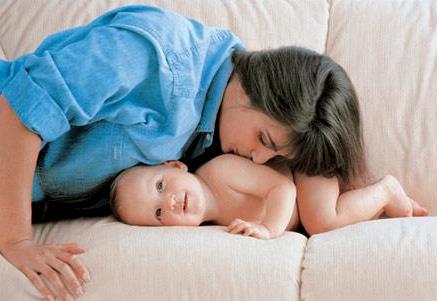 小宝宝感冒鼻塞怎么办?快速治疗宝宝鼻塞的方法