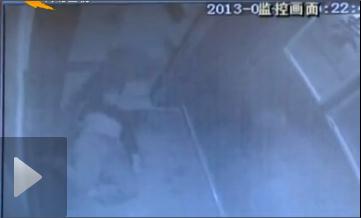 教授醉酒耍酒疯残忍殴打7旬老人令人发指，被打老人昏迷大小便失禁