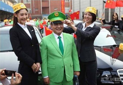 陈光标称:未受过九年义务教育的人不应该生孩子