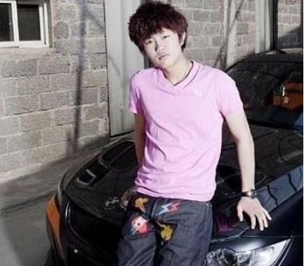 新航道英语的女教师李景华照片曝光，宋祖德爆李景华曾被李天一强暴28小时