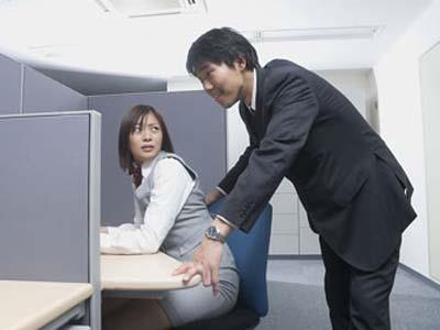 男女情感:女白领拒绝男上司的10个诀窍