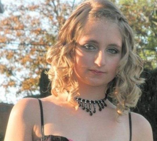 美国17岁少女一觉睡了64天,被称真实版睡美人