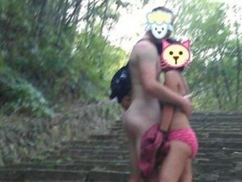 裸体登山：外籍男子和中国女子杭州裸体相拥惊现小和山，有图有真相，奇葩天天有