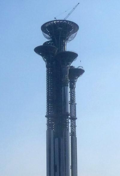 北京新地标瞭望塔遭调侃，网友称瞭望塔像五根钉子