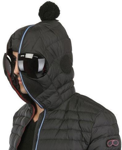 谷歌(Google)牌羽绒服证明是假消息，实为页面有Goggle字样闹乌龙