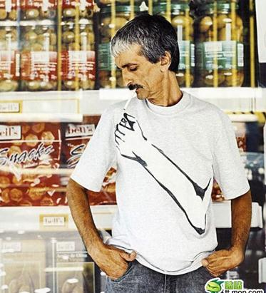 看看这些创意逆天的T恤啊!还敢穿得再夸张些吗